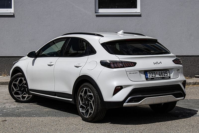Kia Ceed - fotka 7 z 39