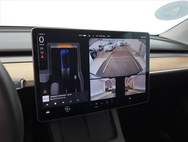Tesla Model Y (2022) Long Range AWD 79kWh, SoH 91% - fotka 16 z 33