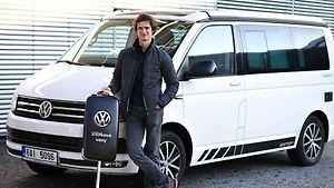 Dva roky bude Adam Ondra jezdit tímto Volkswagenem