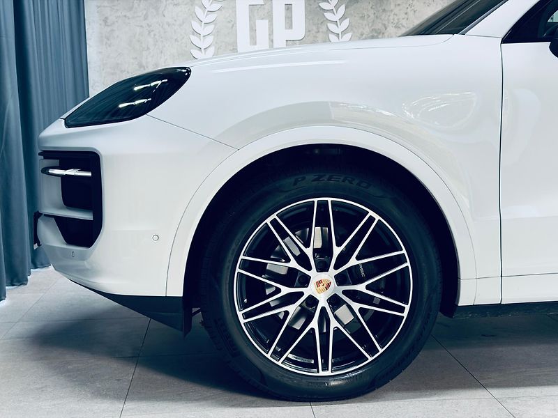 Porsche Cayenne (2025) VZDUCH SPORTDESIGN BOSE CHRONO - fotka 11 z 40