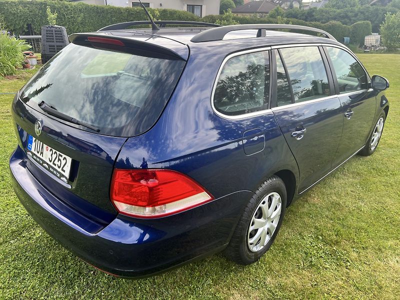 Volkswagen Golf 1.4TSI 90KW,DSG,DIGI,TEMPOMAT - fotka 7 z 45