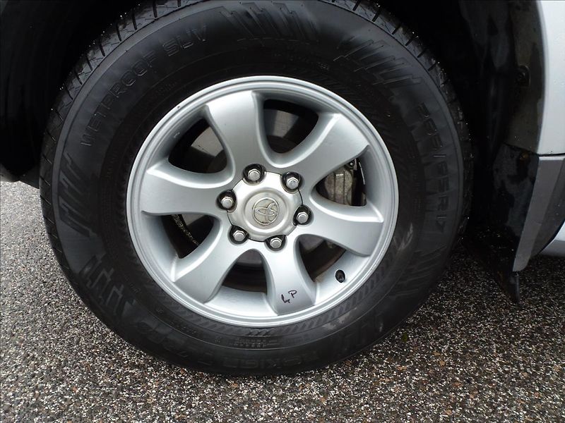 Toyota Land Cruiser 3,0 120 D4-D Lux+ Automat - fotka 49 z 58