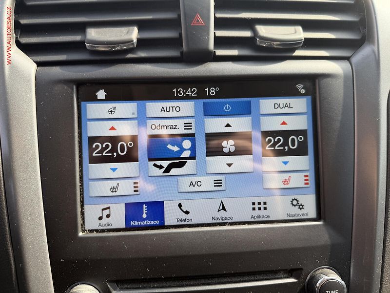 Ford Mondeo (2017) 2.0TDCI 4x4, ČR, DSG, navi - fotka 14 z 22
