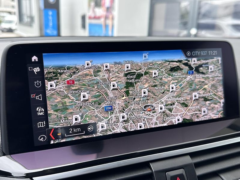 BMW X3 xDrive30d Model X-Line - fotka 14 z 27