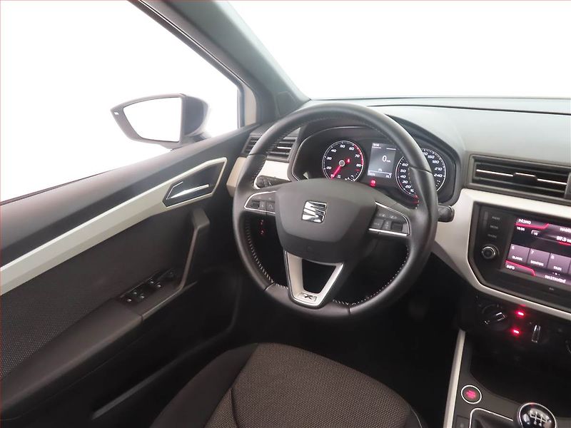Seat Arona (2020) Xperience 1.0 TSI, ČR,1.maj - fotka 7 z 15