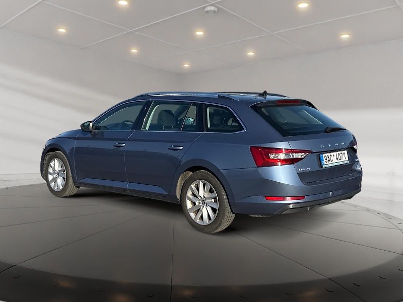 Škoda Superb (2022) STYLE 2.0TDI 147kW DSG 4x4 TAŽ - fotka 4 z 11