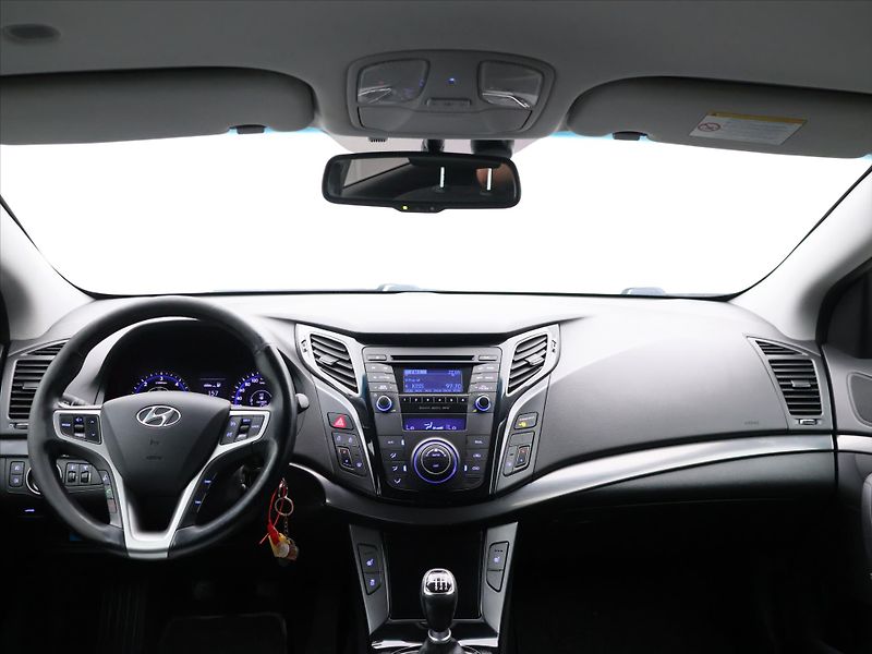 Hyundai i40 1,7 CRDi 100KW CZ - fotka 25 z 32