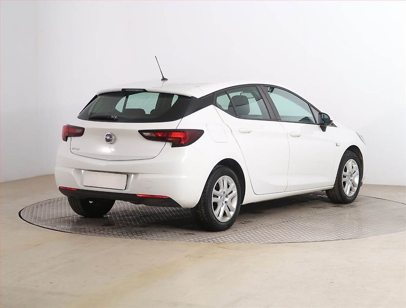 Opel Astra (2016) Selection 1.4 16V, Serv.kniha - fotka 5 z 16