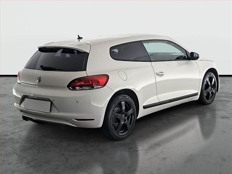 Volkswagen Scirocco (2010) Sport 1.4 TSI, Park. senzory - fotka 5 z 14