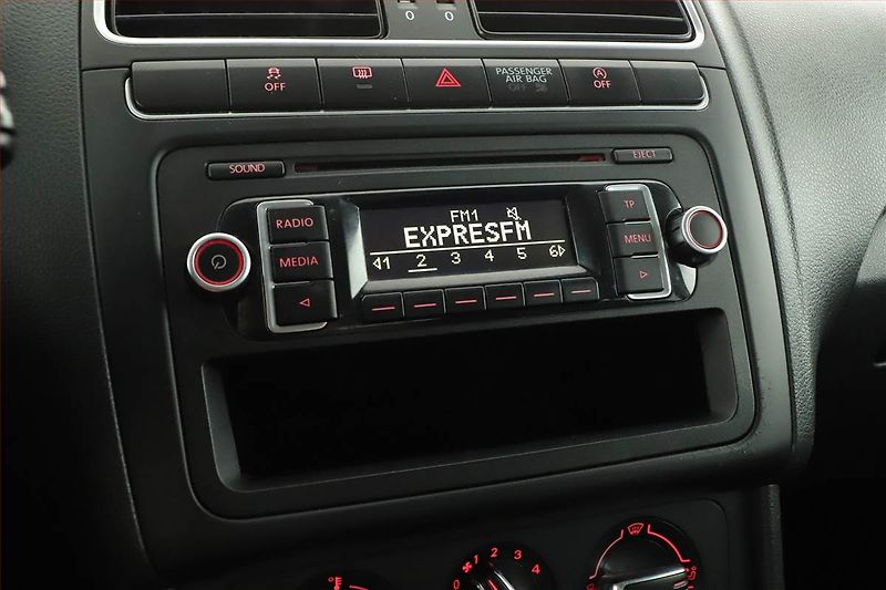 Volkswagen Polo (2012) 1.2 TDI, Tempomat - fotka 11 z 12