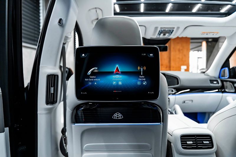 Mercedes-Benz GLS 4MATIC Maybach - fotka 22 z 32