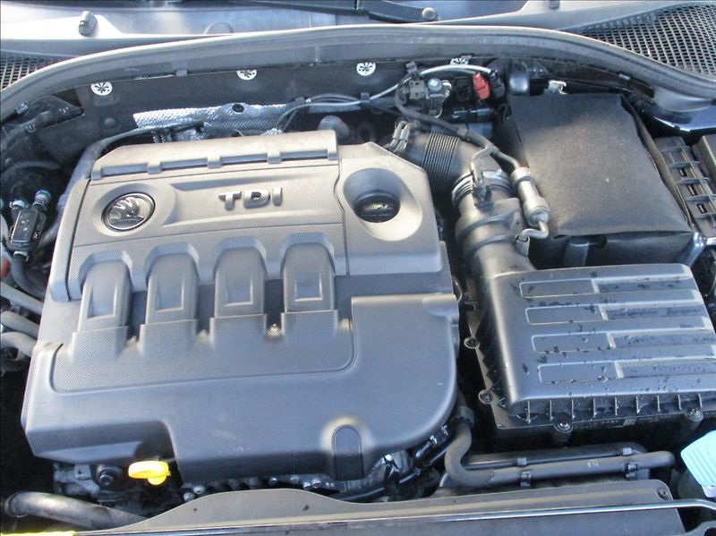 Škoda Octavia 2,0 TDI, Style,DSG,navi,DPH,CZ - fotka 26 z 29