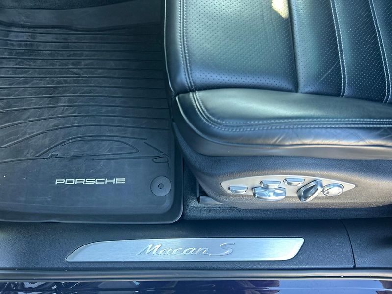 Porsche Macan (2024) S - fotka 26 z 30