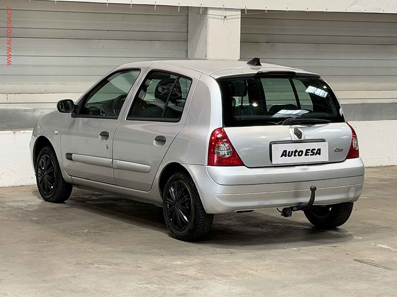 Renault Clio (2005) 1.2i, ČR, AC, tažné - fotka 4 z 15