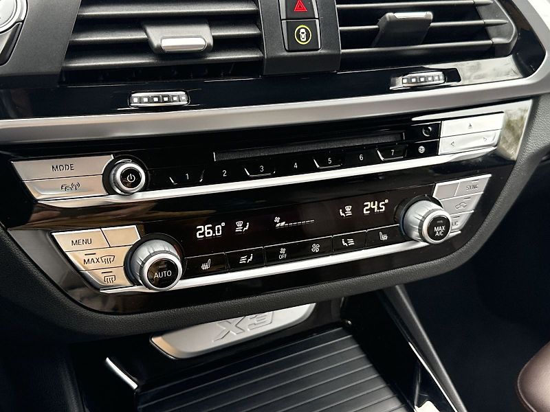 BMW X3 (2018) 3.0 xDrive30d M SPORT - fotka 14 z 30