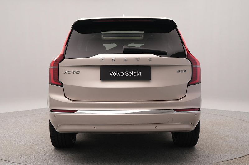 Volvo XC90 B5 AWD BRIGHT PLUS REZERVACE - fotka 10 z 55