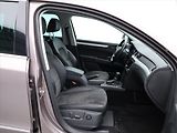 Škoda Superb 2,0 TDI 103kW DSG Elegance - náhled 13