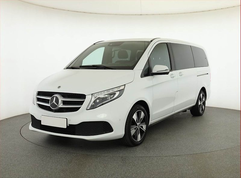 Mercedes-Benz Třídy V (2021) 300 d, ČR, DPH - fotka 2 z 21