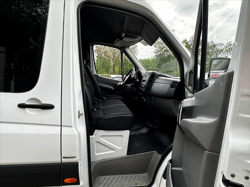 Mercedes-Benz Sprinter 2,1 516cdi 4X4 HMOTNOST 5t - fotka 9 z 34
