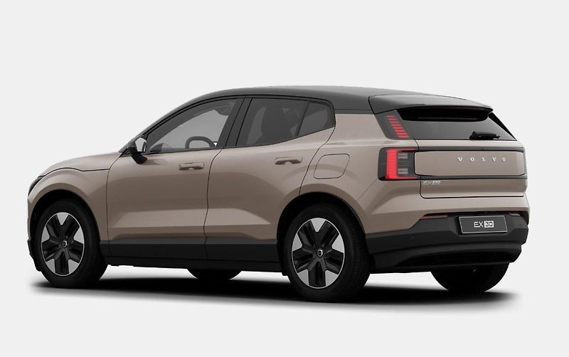 Volvo EX30 (2026) P5 LONG RANGE ELECTRIC PLUS - fotka 6 z 12