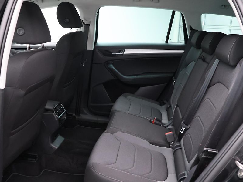 Škoda Kodiaq 2,0 TDI DSG 4x4 Virtual DPH - fotka 15 z 33