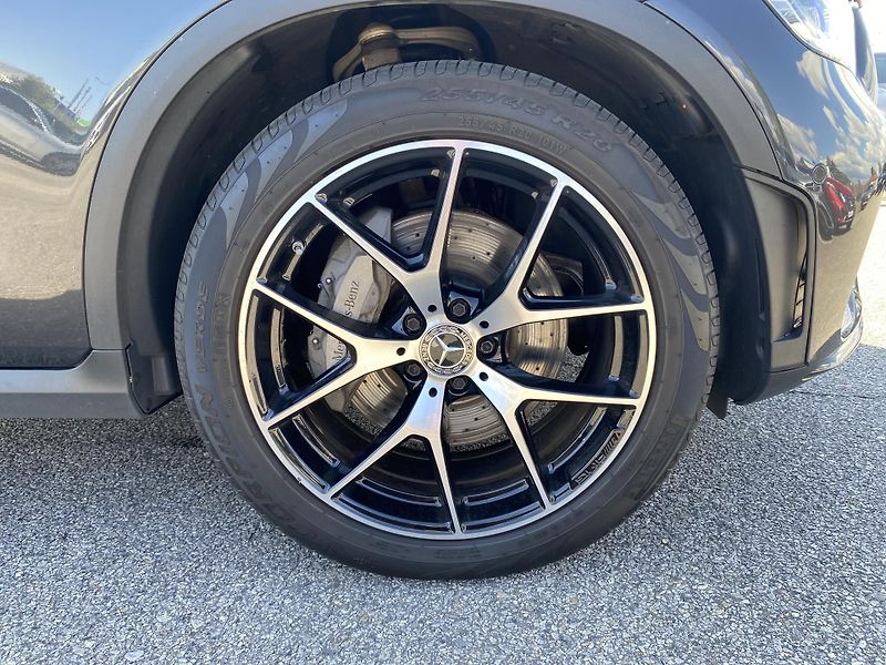 Mercedes-Benz GLC GLC 400d 4M AMG - fotka 18 z 24