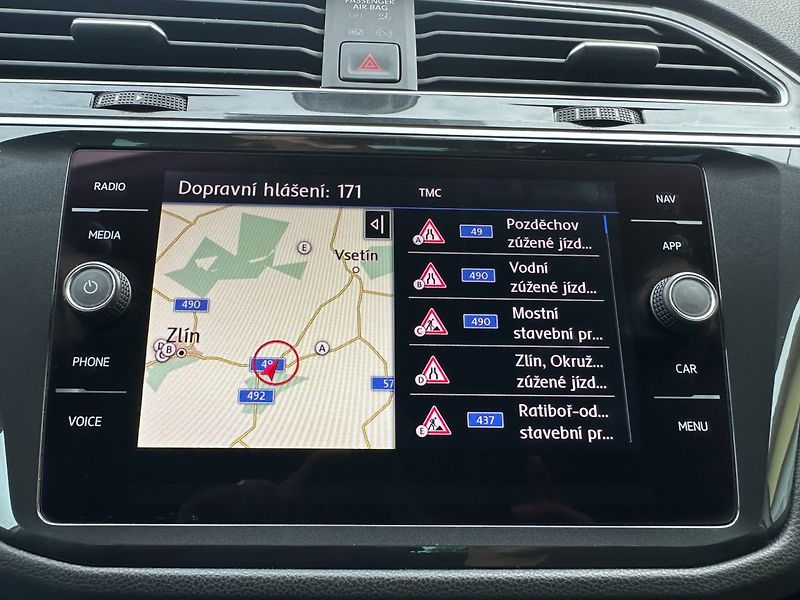 Volkswagen Tiguan 2.0 TDI 110kW/4x4/DSG/Navi - fotka 29 z 47