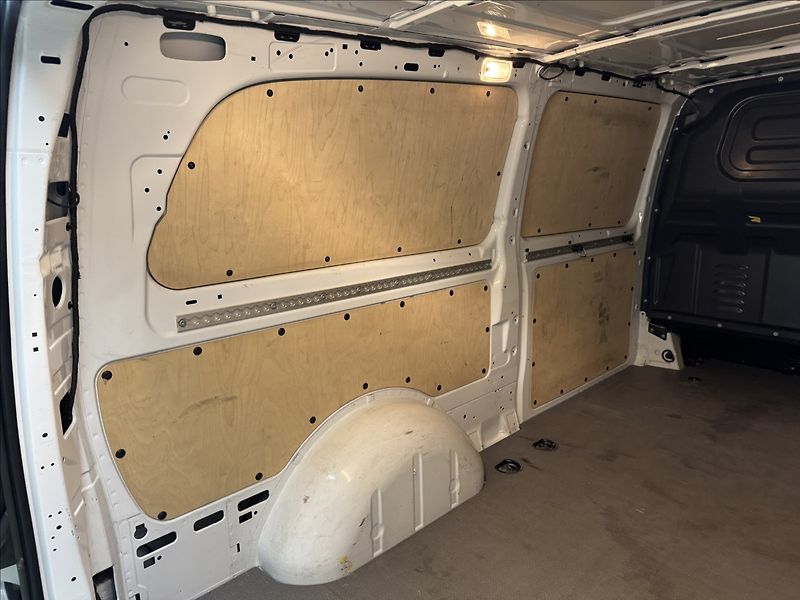 Mercedes-Benz Vito 1,8 LONG LED DPH VÝHŘEV KAMERA - fotka 41 z 44