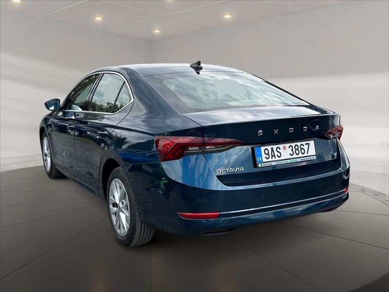 Škoda Octavia 1,5 TSI Style - fotka 4 z 10