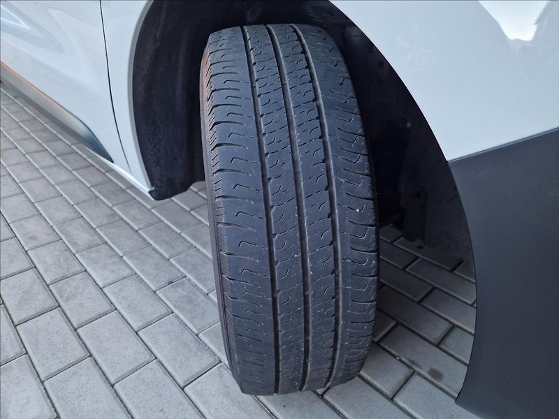 Opel Vivaro 1.5CDTI 88kW, původ ČR,1.Maj. - fotka 41 z 46