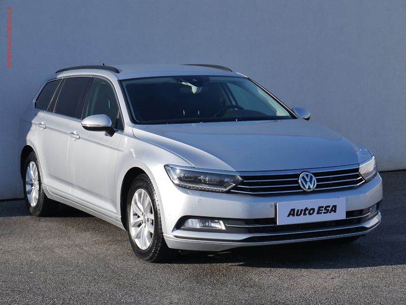 Volkswagen Passat (2015) 2.0TDi, AT, navi, LED - fotografie inzerátu