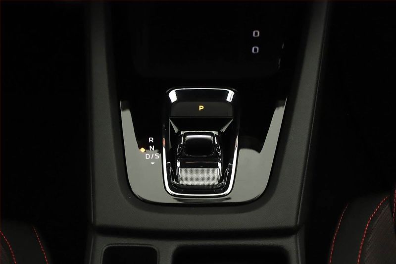 Škoda Octavia (2021) RS 1.4 TSI iV - fotka 13 z 19