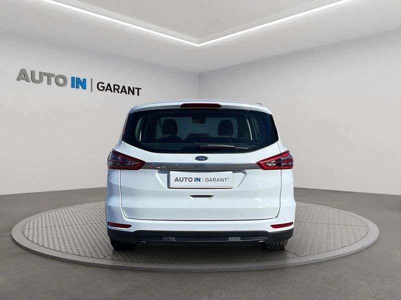 Ford S-MAX (2019) 1.5 121kw, ČR, 1.maj - fotka 6 z 24
