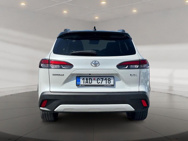 Toyota Corolla Cross (2024) EXECUTIVE 2.0HYBRID 112kW AWD - fotka 5 z 11