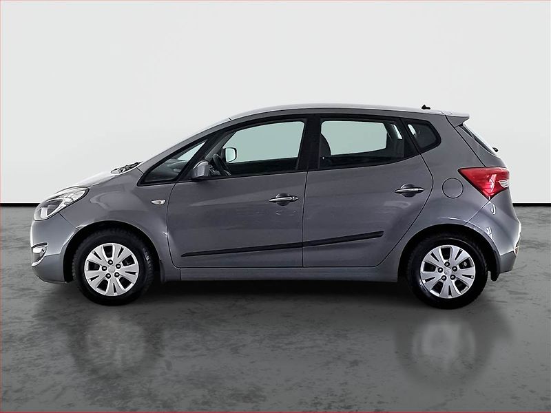 Hyundai ix20 (2013) 1.4 CVVT, ČR,1.maj - fotka 3 z 16