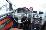 Volkswagen Touran 2,0 TDi,SERV.KN.,CROSS,7 MÍST. - náhled 22