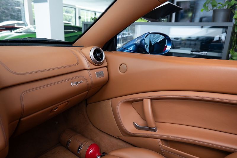 Ferrari California Vyhřívaná sedadla/Keramické Br - fotka 14 z 20