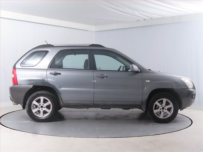 Kia Sportage (2006) 2.0 16V, 4X4, Eko.zaplacen - fotka 6 z 14