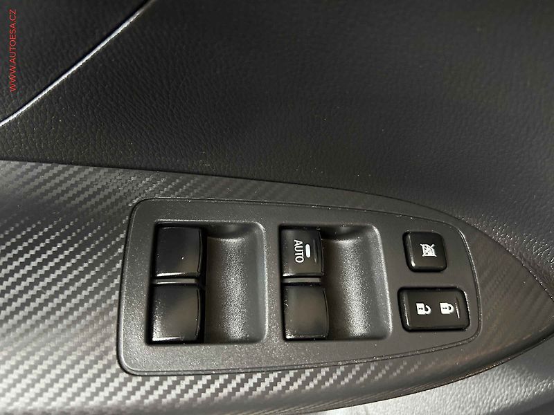 Mitsubishi Eclipse Cross (2019) 1.5 T-MIVEC, ČR, AC, temp - fotka 11 z 17