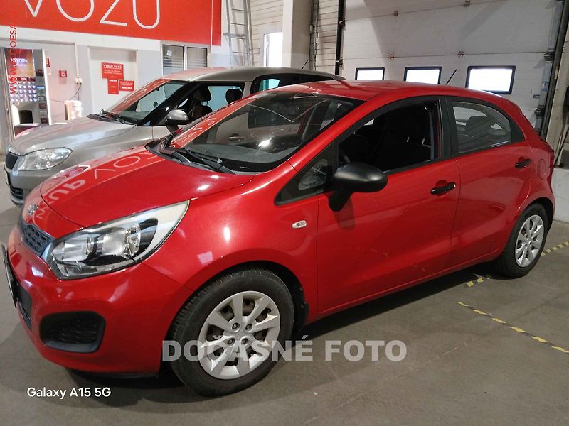 Kia Rio (2011) 1.25 CUUT, ČR, AC, tažné - fotka 1 z 3