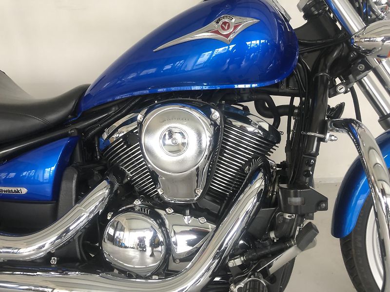 Kawasaki VN 900 Custom - fotka 18 z 19