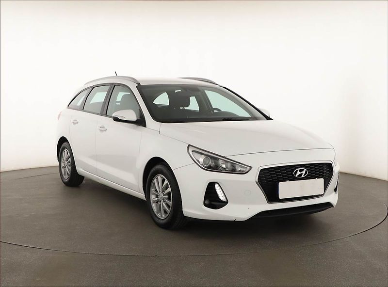 Hyundai i30 (2017) 1.0 T-GDI, Tempomat - fotografie inzerátu