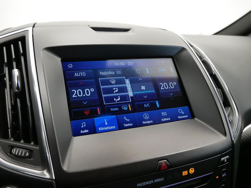 Ford S-MAX - fotka 20 z 26