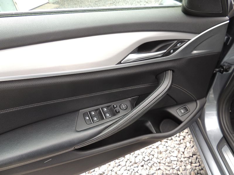 BMW Řada 5 (2017) 520D,Sportline.1.maj,Koup.ČR, - fotka 18 z 44