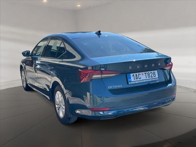 Škoda Octavia 1,5 TSI Ambition - fotka 4 z 11