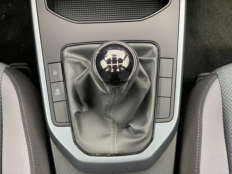 Seat Arona Xcellence 1.0TSi 70kw odp.DPH - fotka 24 z 44