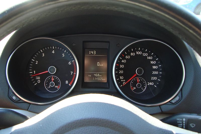 Volkswagen Golf (2011) VI,1.2TSi,ČR,Serv.Kn,114tis.km - fotka 67 z 75