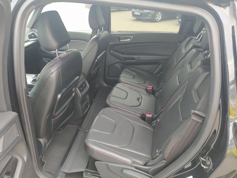 Ford S-MAX (2019) 2.0 EcoBlue 140kW ST-line - fotka 9 z 22