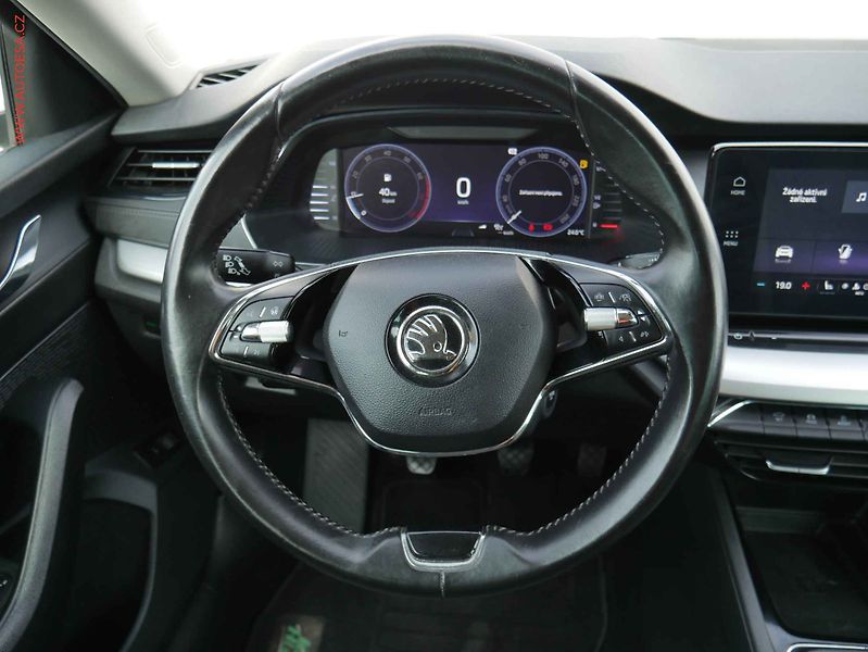Škoda Octavia (2020) 1.5 TSi, Ambition, LED, navi - fotka 13 z 19