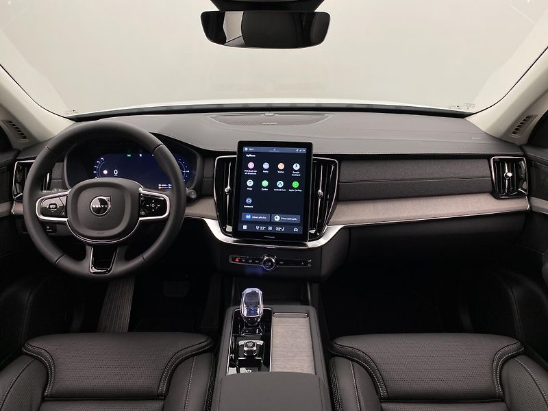 Volvo XC90 (2026) T8 AWD Plug-in BRIGHT PLUS 7m - fotka 2 z 83